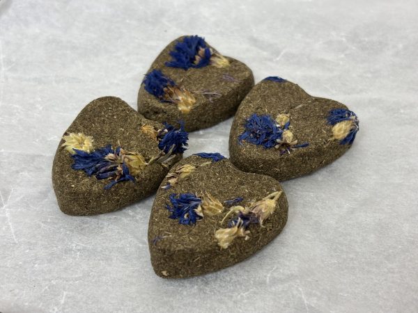 friandises-pour-lapins-coeur-floraux-bleuet